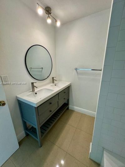 2445 SW 18th Ter, Unit 105, Fort Lauderdale, FL 33315 Photo
