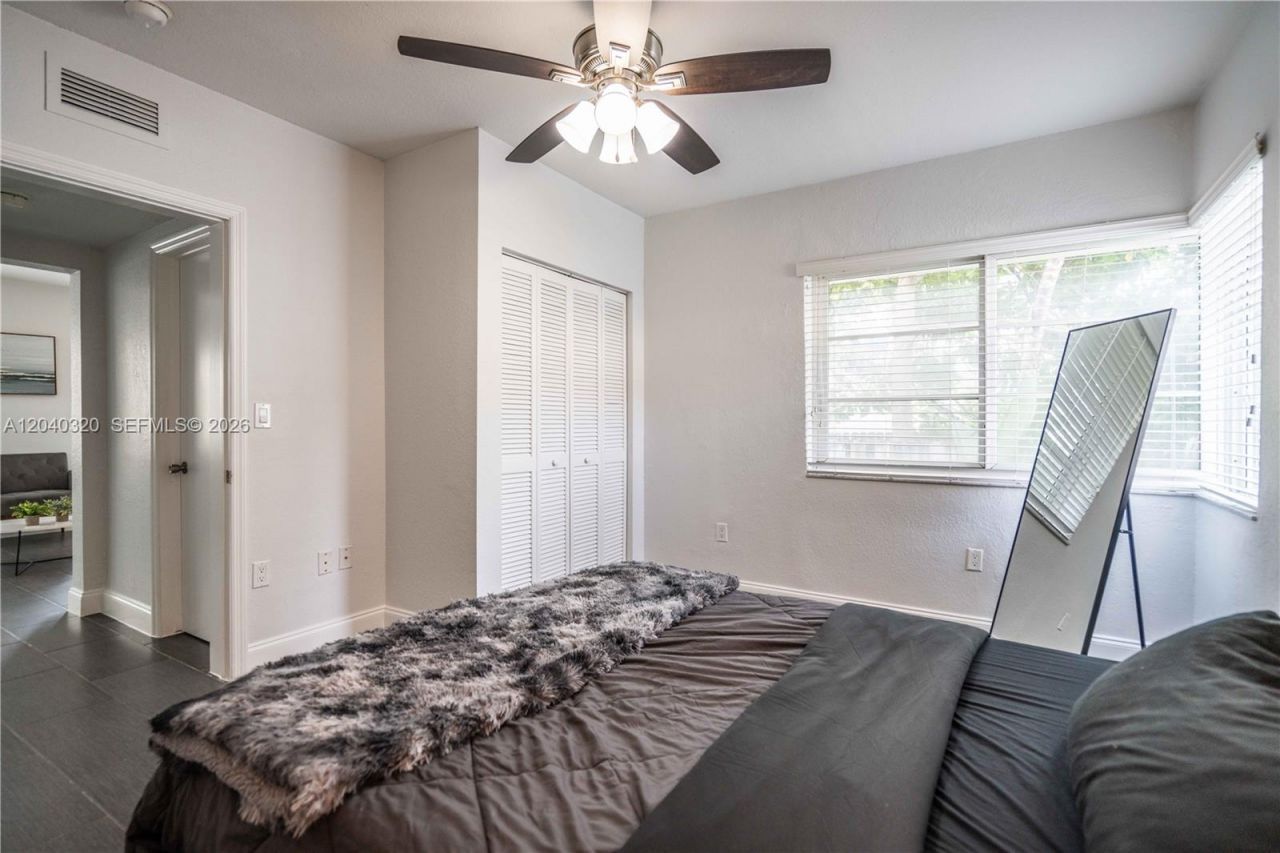 1007 Bay Dr , Unit 104, Miami Beach, FL 33141 Photo