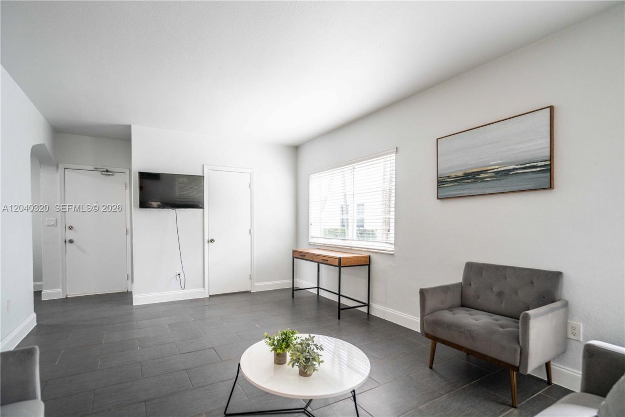 1007 Bay Dr , Unit 104, Miami Beach, FL 33141 Photo