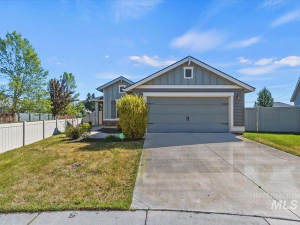 5170 N N Maplestone Ave., Meridian, ID 83646
