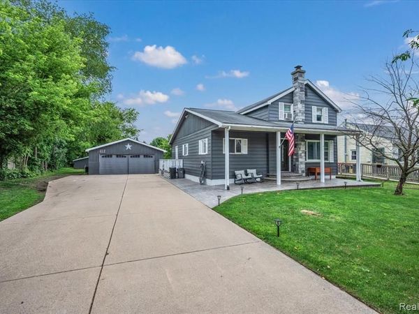 612 N BLACKS CORNERS Road, Imlay City, MI 48444