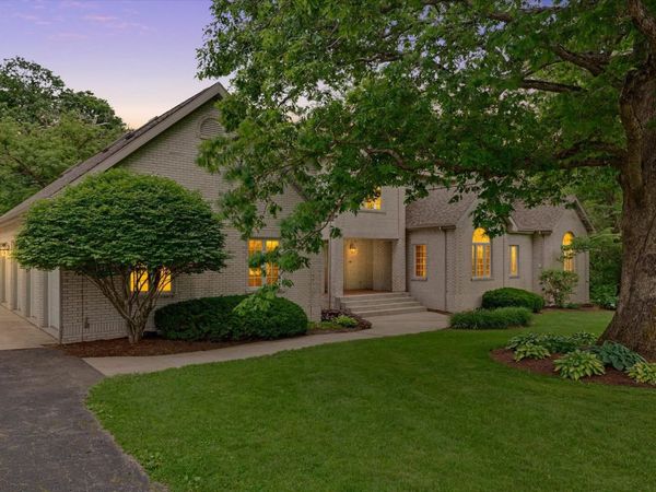 588 B County Road 2400 N, Dewey, IL 61840