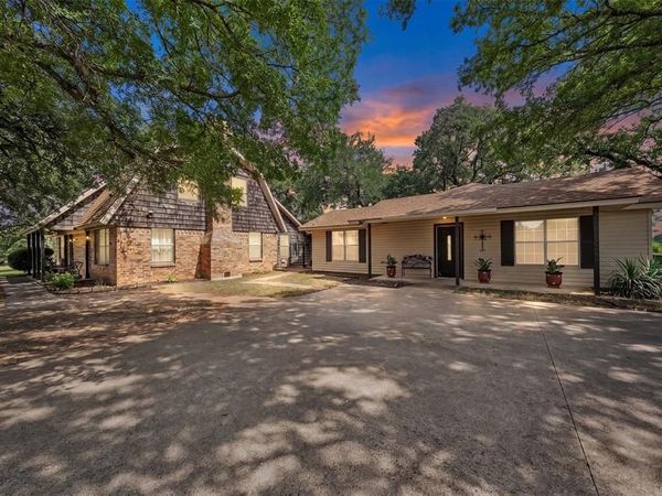 1016 County Road 314, Cleburne, TX 76031