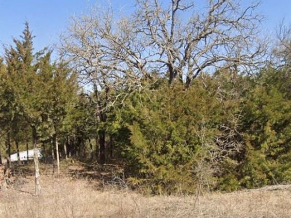 550 Boone Trail , Valley View, TX 76272