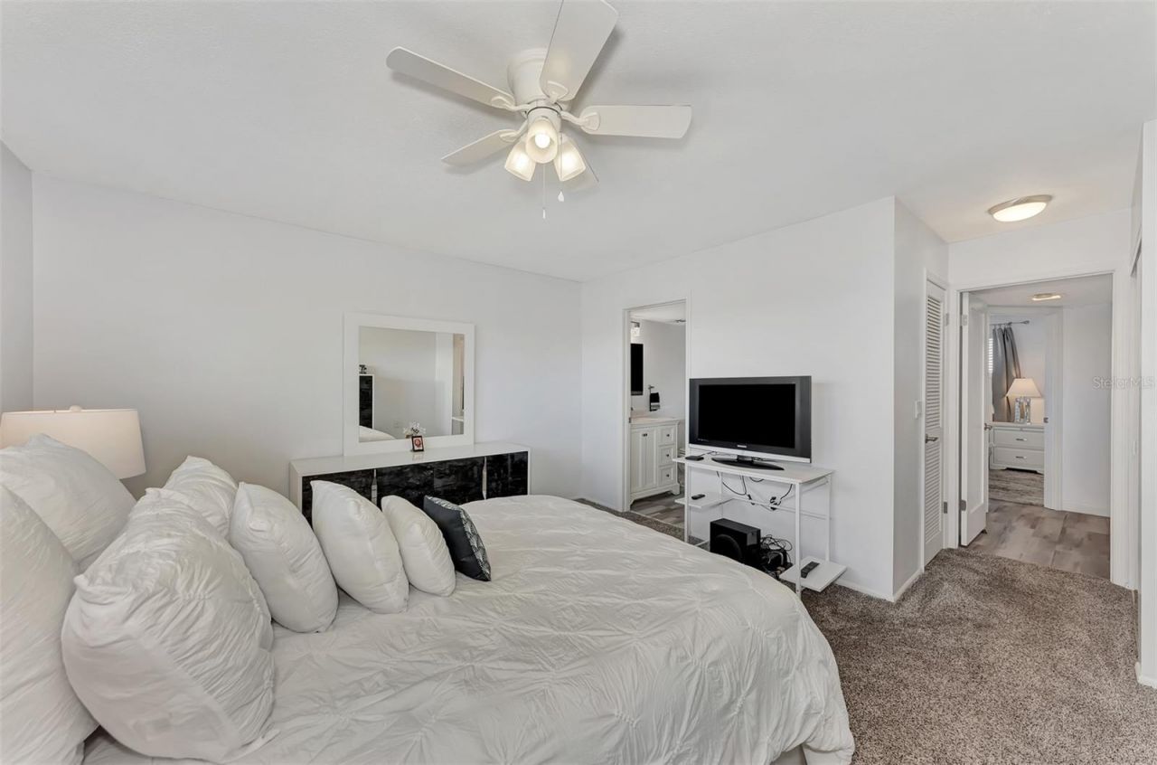 3820 Ironwood Lane , Unit 603I, Bradenton, FL 34209 Photo