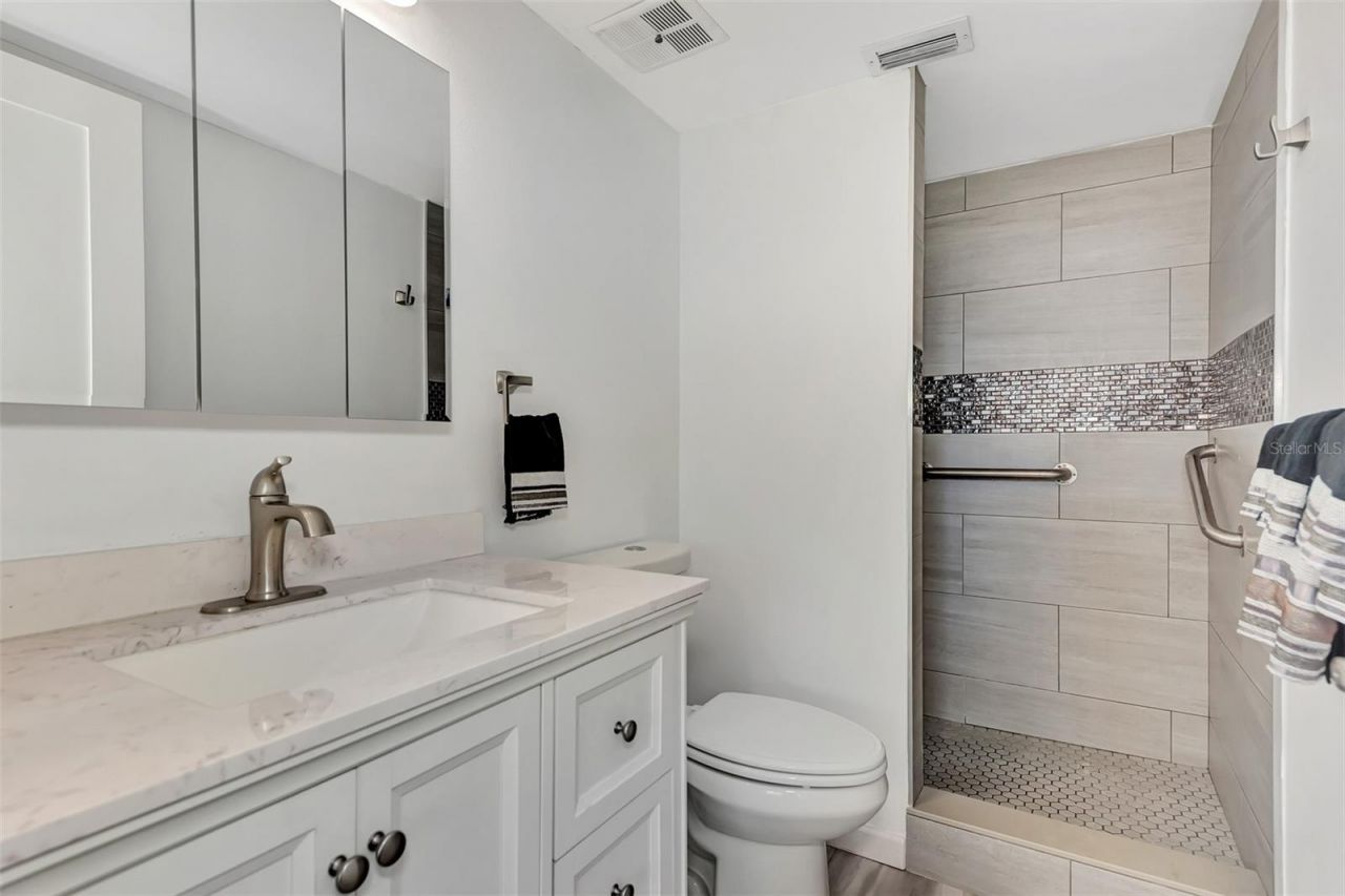 3820 Ironwood Lane , Unit 603I, Bradenton, FL 34209 Photo