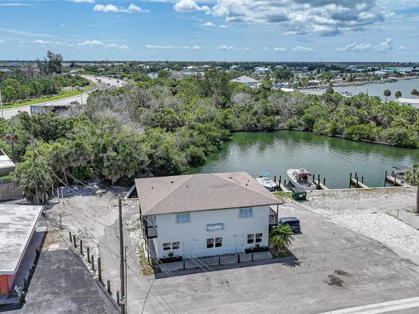 1261 BEACH ROAD , ENGLEWOOD, FL 34223