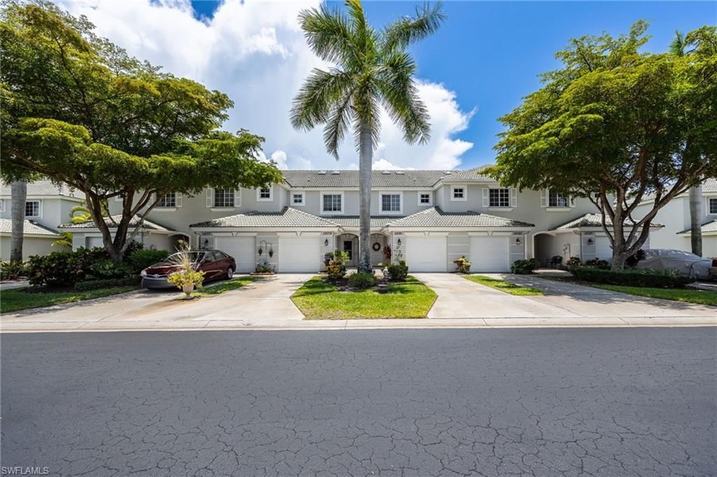 10083 Poppy Hill Dr, Fort Myers, FL 33966 Main Photo