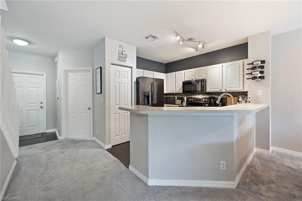 10083 Poppy Hill Dr, Fort Myers, FL 33966 Photo