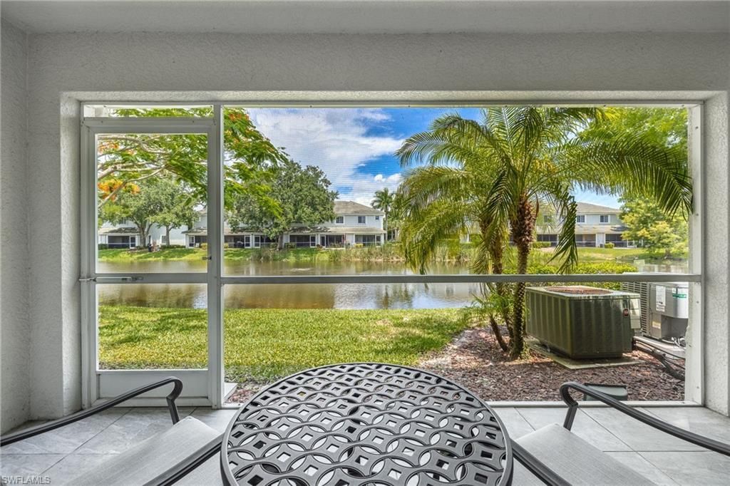 10083 Poppy Hill Dr, Fort Myers, FL 33966 Photo