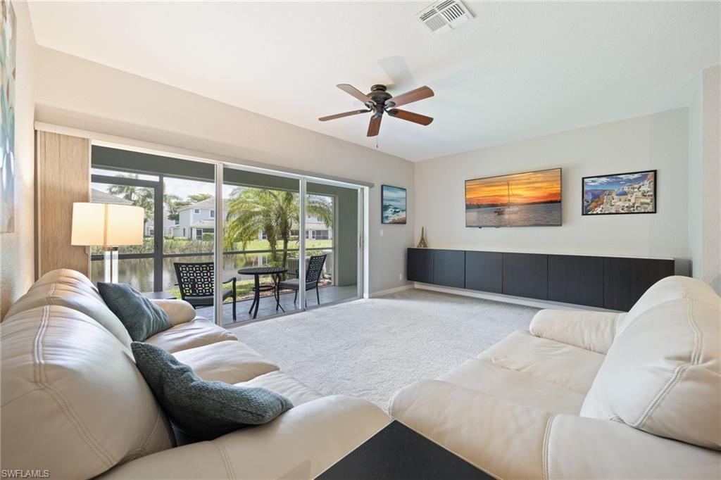 10083 Poppy Hill Dr, Fort Myers, FL 33966 Photo