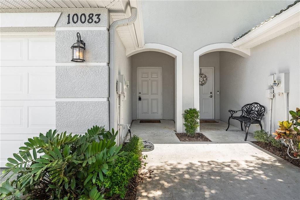 10083 Poppy Hill Dr, Fort Myers, FL 33966 Photo