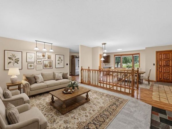 7712 Riverdale Drive N, Brooklyn Park, MN 55444