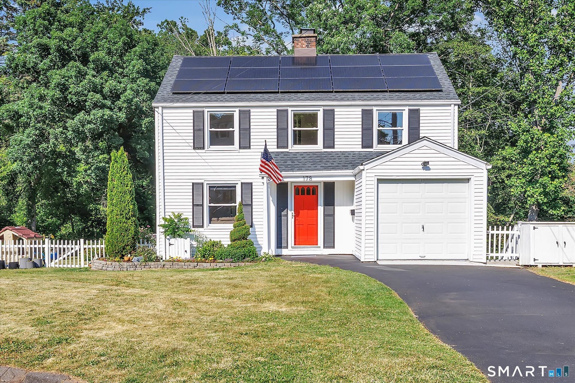 178 Elizabeth, Stratford, CT 06614 Main Photo