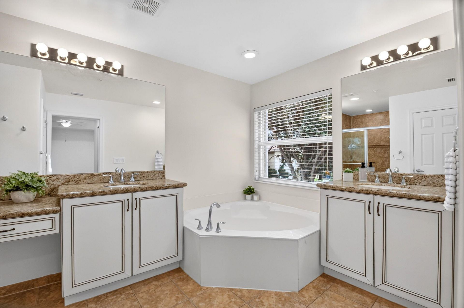 7662 Spatterdock Drive, Boynton Beach, FL 33437 Photo