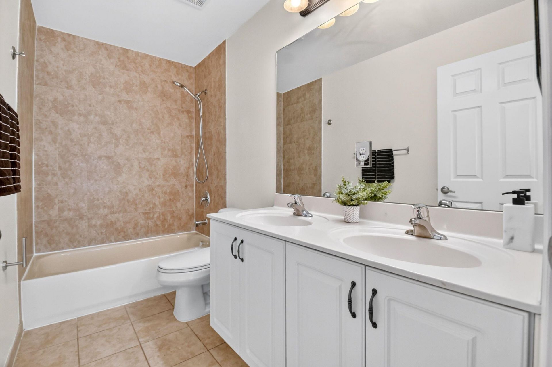 7662 Spatterdock Drive, Boynton Beach, FL 33437 Photo