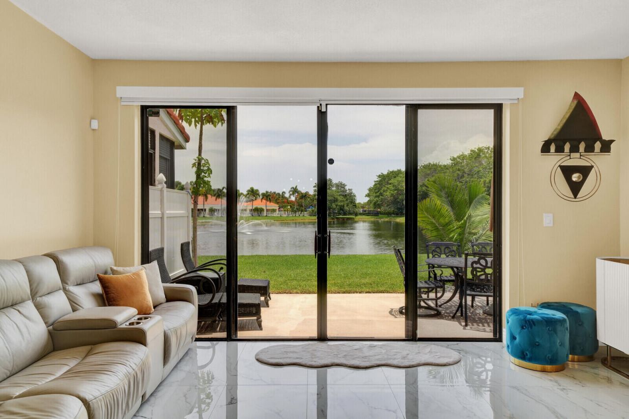 8634 Vía Reale, Unit 1, Boca Raton, FL 33496 Photo