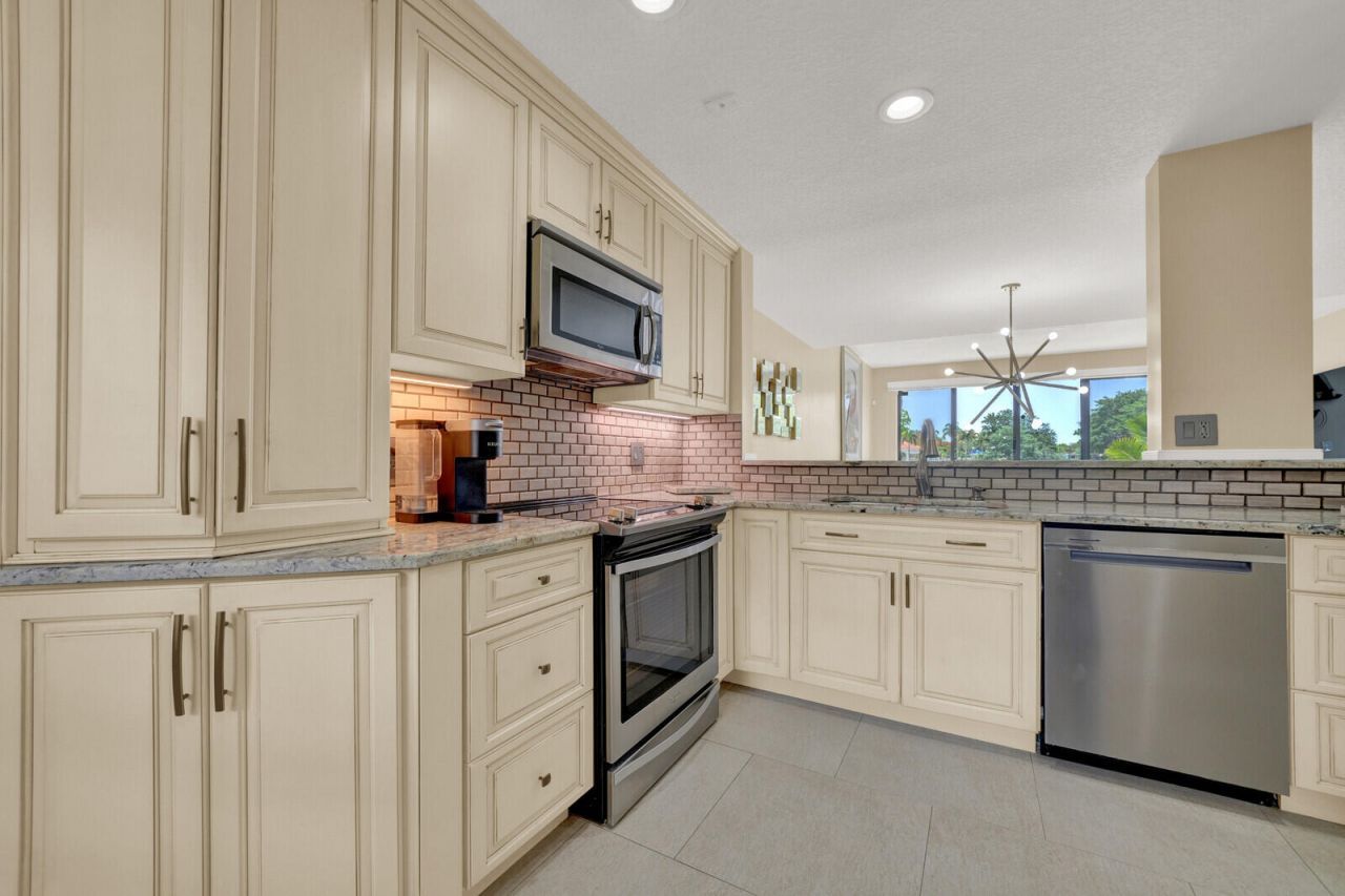 8634 Vía Reale, Unit 1, Boca Raton, FL 33496 Photo