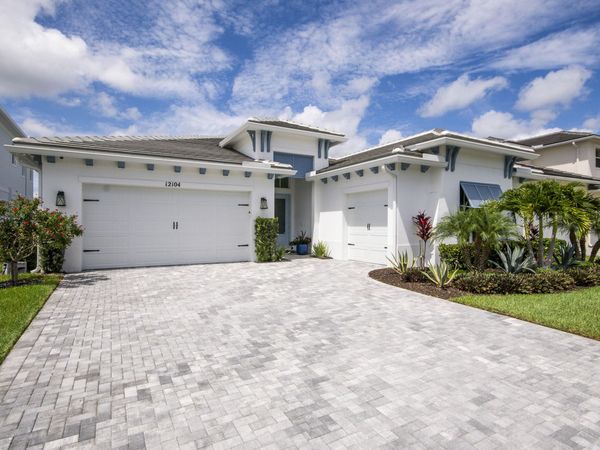 12104 Waterstone Circle, Palm Beach Gardens, FL 33412