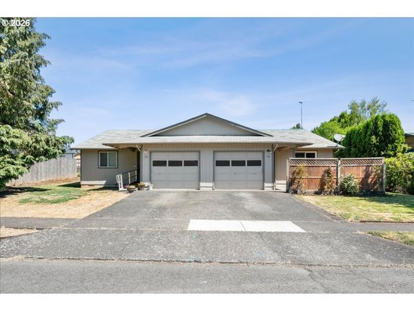 113 SW 9TH ST, Sublimity, OR 97385