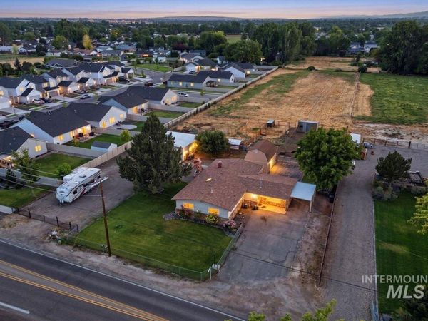 2717 E Victory, Nampa, ID 83687