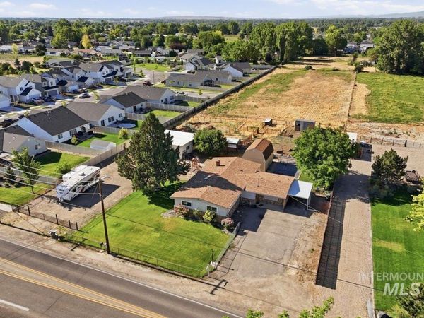 2717 E Victory, Nampa, ID 83687