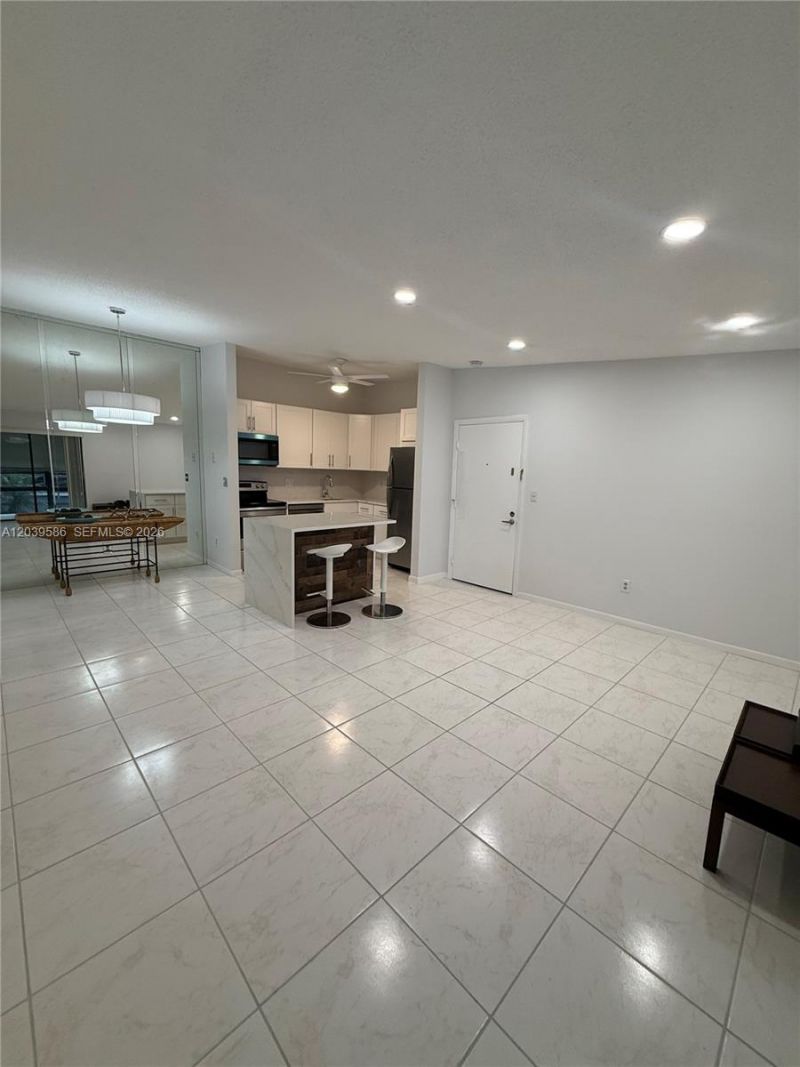 7857 Ashmont Cir, Unit 213, Tamarac, FL 33321 Photo
