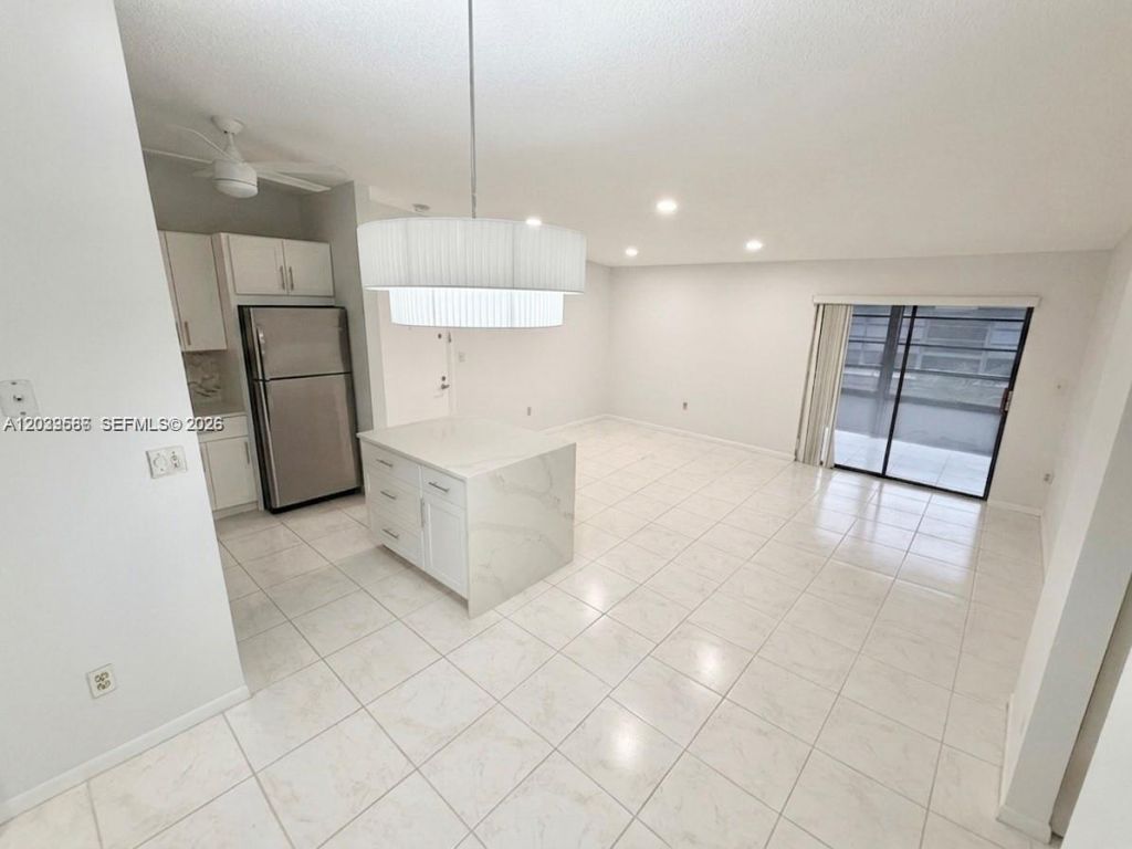 7857 Ashmont Cir, Unit 213, Tamarac, FL 33321 Photo