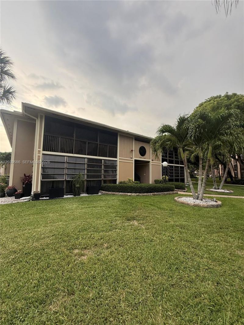 7857 Ashmont Cir, Unit 213, Tamarac, FL 33321 Photo
