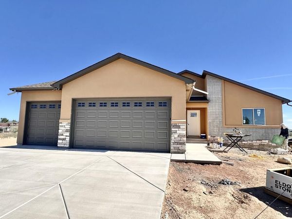 1127 W Mescalero Dr, Pueblo West, CO 81007