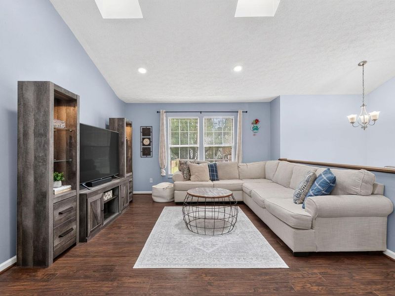 3351 Timber Run Drive, Columbus, OH 43204 Photo 9