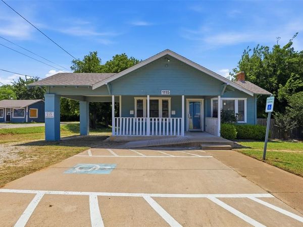1115 N Main Street, Cleburne, TX 76033