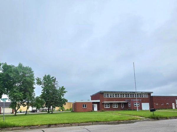 423 Zeh Street W, Thief River Falls, MN 56701