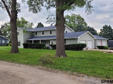 1939 S 113 Street, Omaha, NE 68144