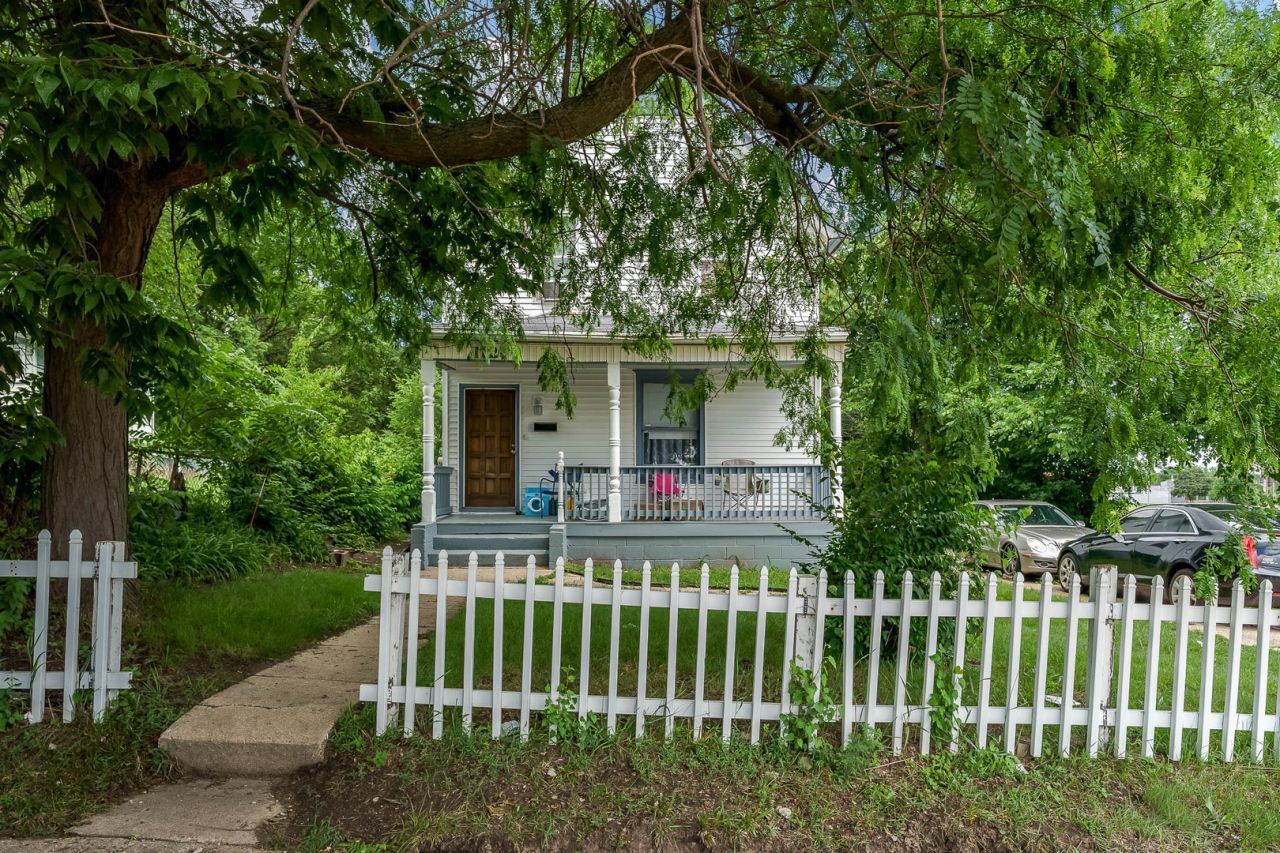1121 Preston Street, Rockford, IL 61102 Main Photo