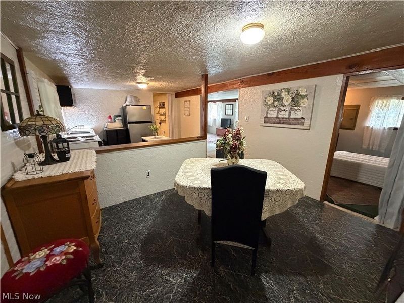 1129 Sunset Drive, East Liverpool, OH 43920 Photo 11