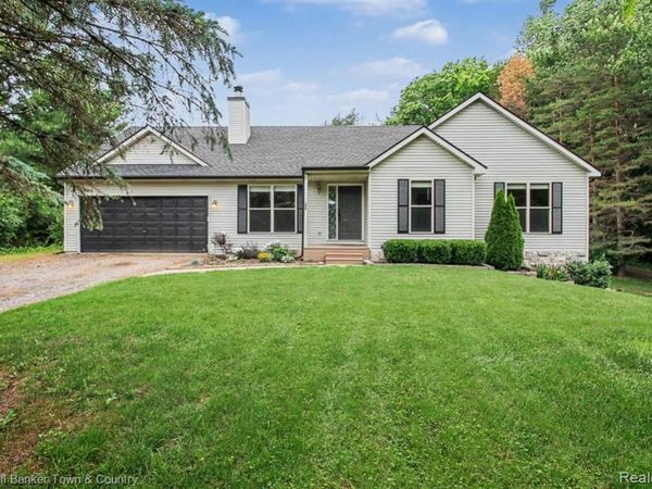 332 Triangle Lake Road, Marion Twp, MI 48843