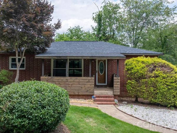 248 Hemlock Street , Hudson, NC 28638