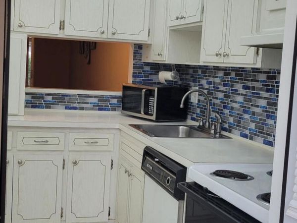 4700 Washington Street, Unit 105, Hollywood, FL 33021