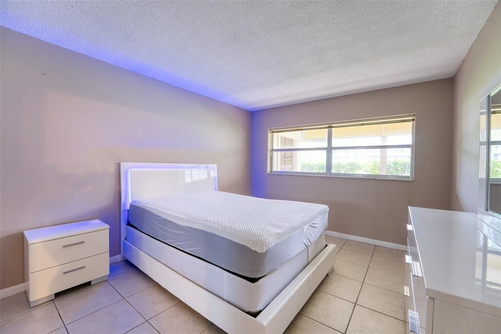 4700 Washington Street, Unit 105, Hollywood, FL 33021 Photo