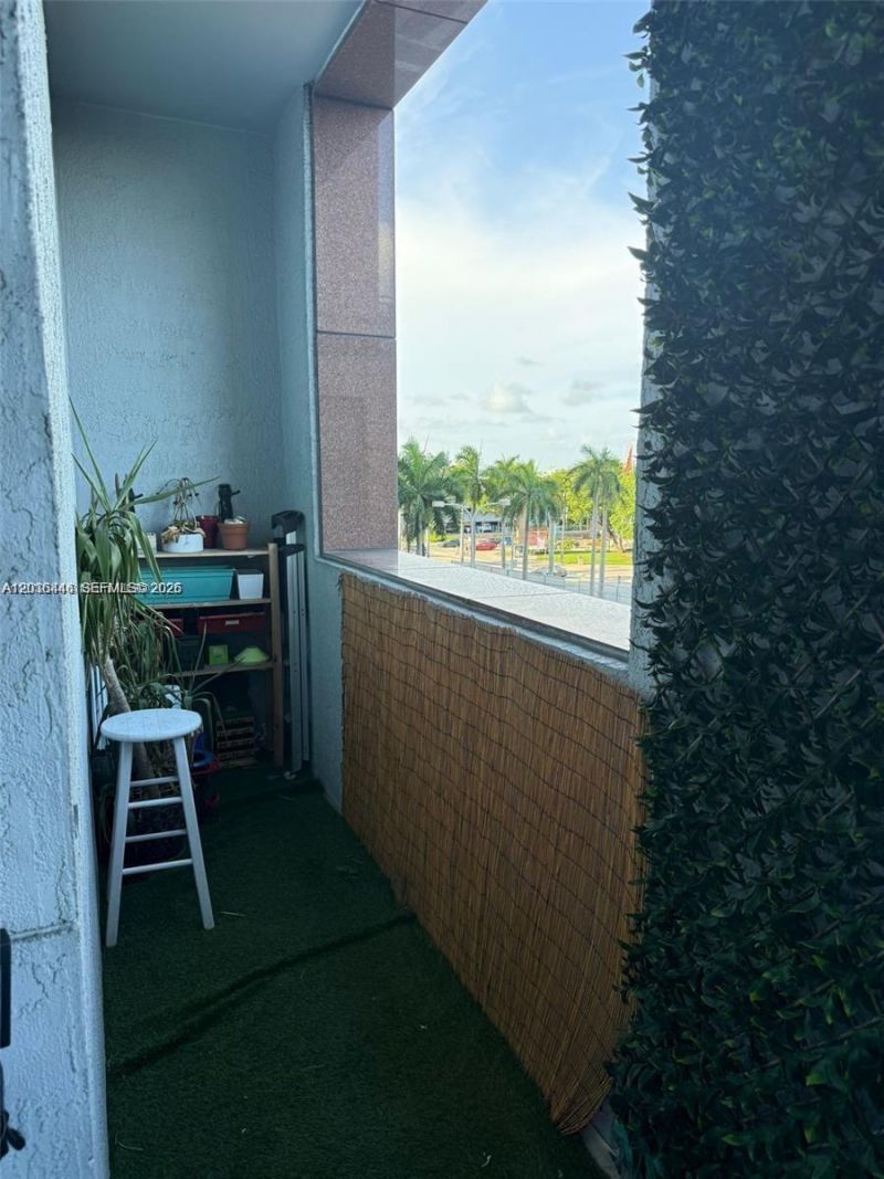 244 Biscayne Blvd , Unit 301, Miami, FL 33132 Photo