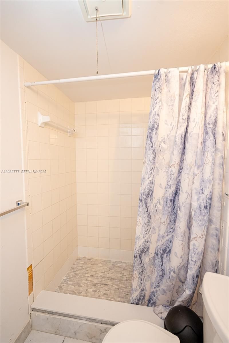 3531 Inverrary Dr, Unit 108, Lauderhill, FL 33319 Photo