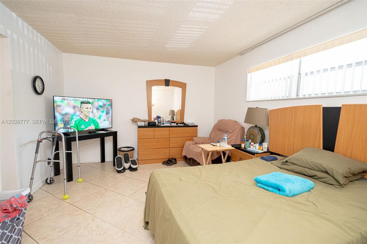 3531 Inverrary Dr, Unit 108, Lauderhill, FL 33319 Photo