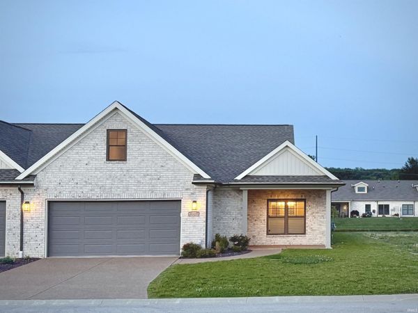 3327 White Oak Trail, Newburgh, IN 47630