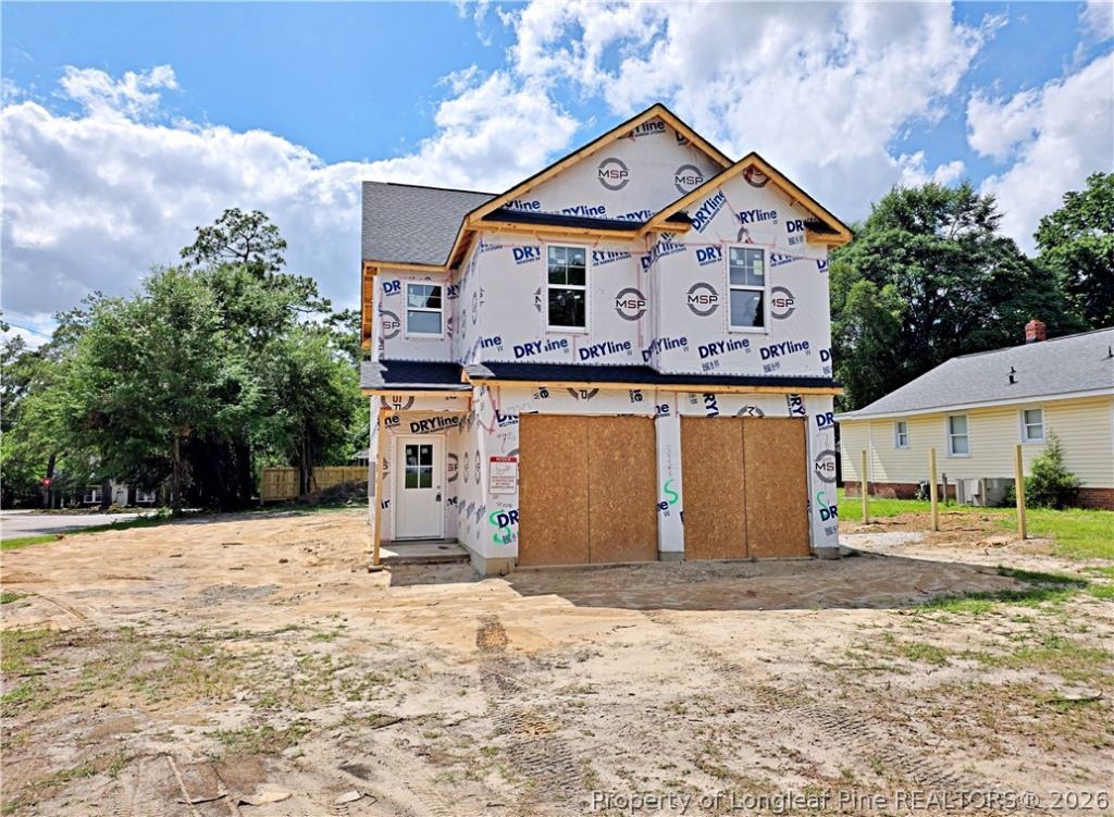 318 Broadfoot Avenue, Fayetteville, NC 28305 Main Photo