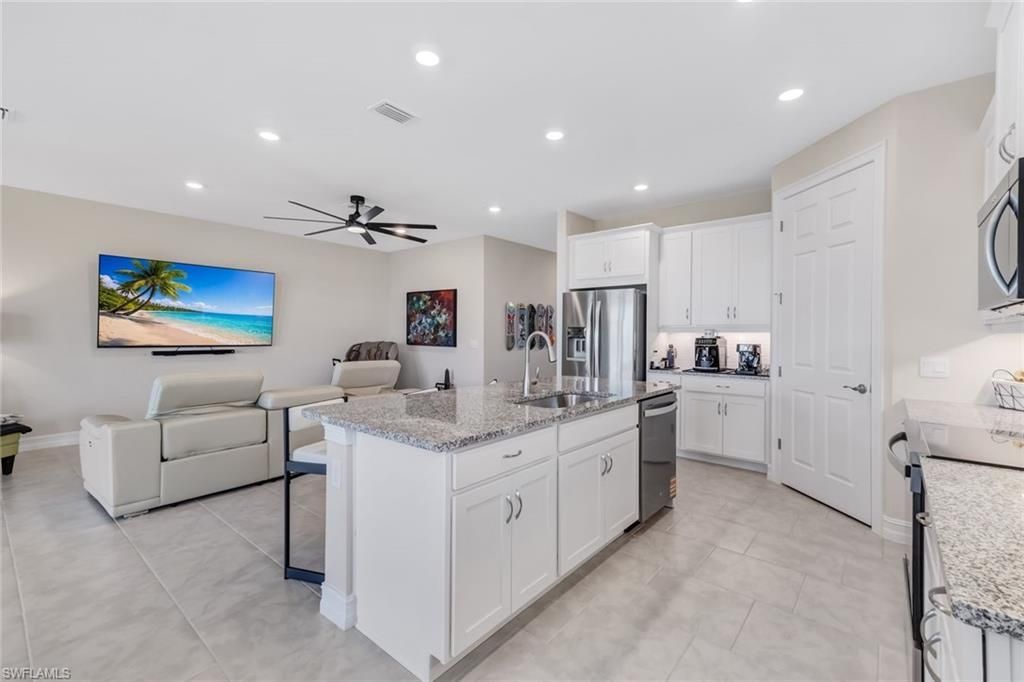 451 Spring Hill Lake Loop , Cape Coral, FL 33993 Photo