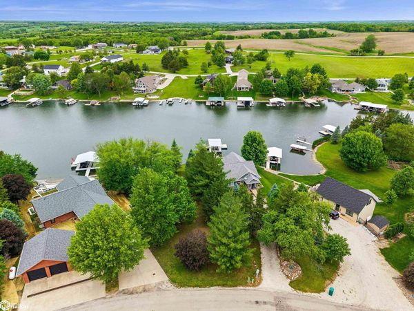 1221 frontier Road, Ellston, IA 50074