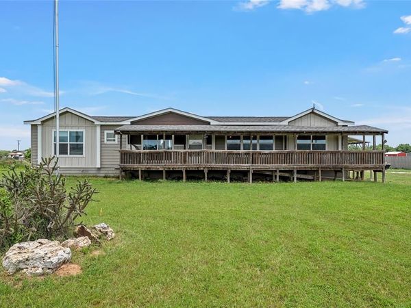 177 Lillie Valley Road, Gholson, TX 76705