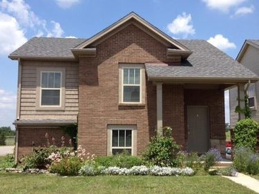 100 Mccowans Ferry Alley, Versailles, KY 40383