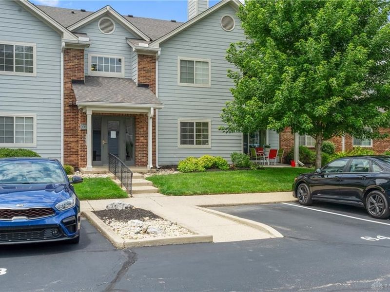 6615 Hedington Square, Unit 7, Centerville, OH 45459 Photo 2
